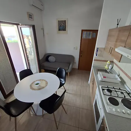 Apartament Lucia - 33151 *