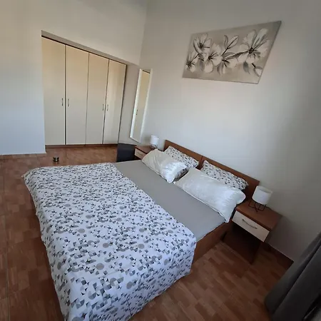 Lucia - 33151 * Pakoštane