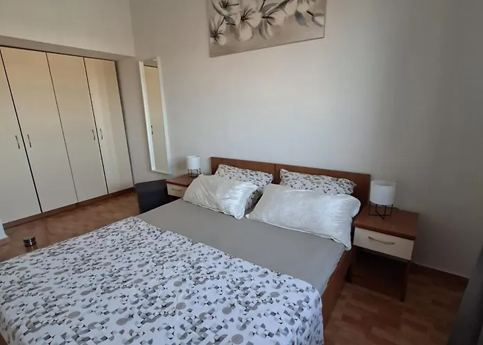 Lucia - 33151 * Пакоштане