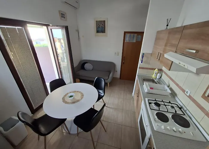 Апартаменты Lucia - 33151 *