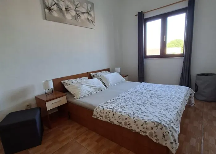 Lucia - 33151 Apartman