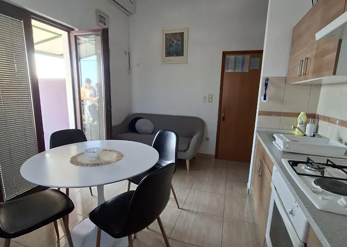 Lucia - 33151 Апартаменты Пакоштане